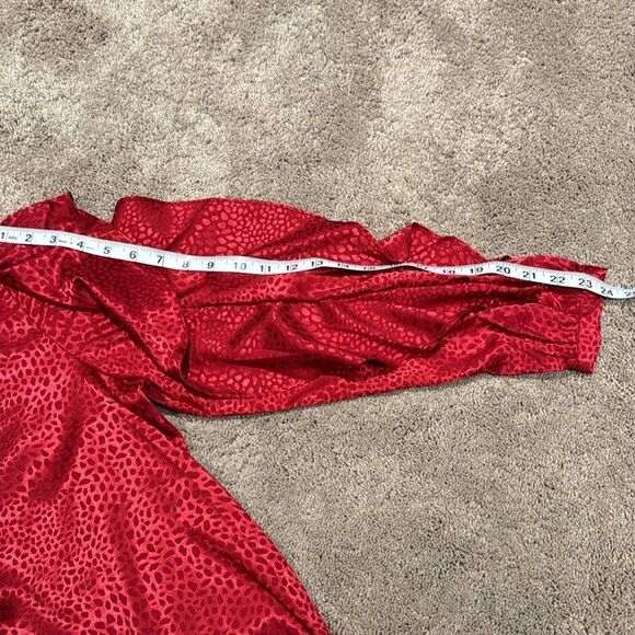 Red leopard silky blouse. Ruffle sleeves. Gorgeous! Size small runs bigger - Picture 11 of 12